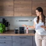 Langkah Kecil Sehari-hari untuk Perasaan yang Lebih Cerah