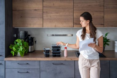 Langkah Kecil Sehari-hari untuk Perasaan yang Lebih Cerah